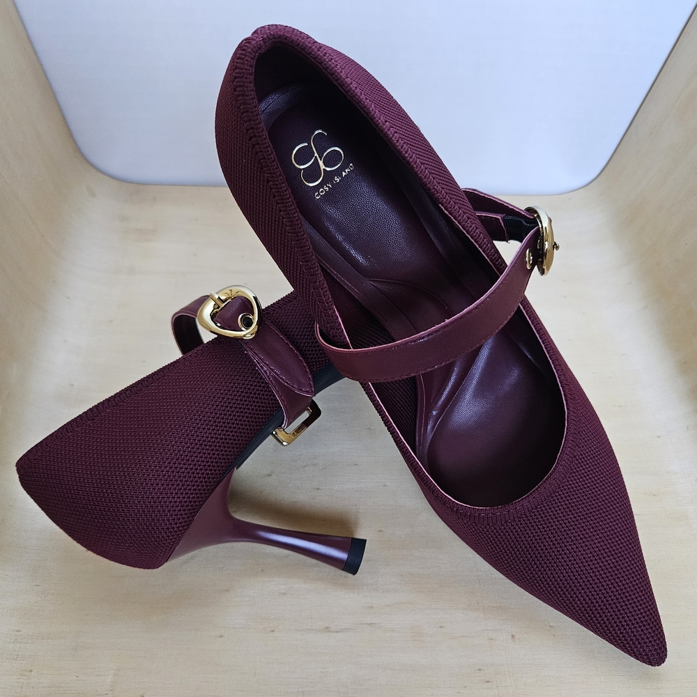 Cosy Island Burgundy EternalPace Removable Strap Pointed Toe Pumps, size 10